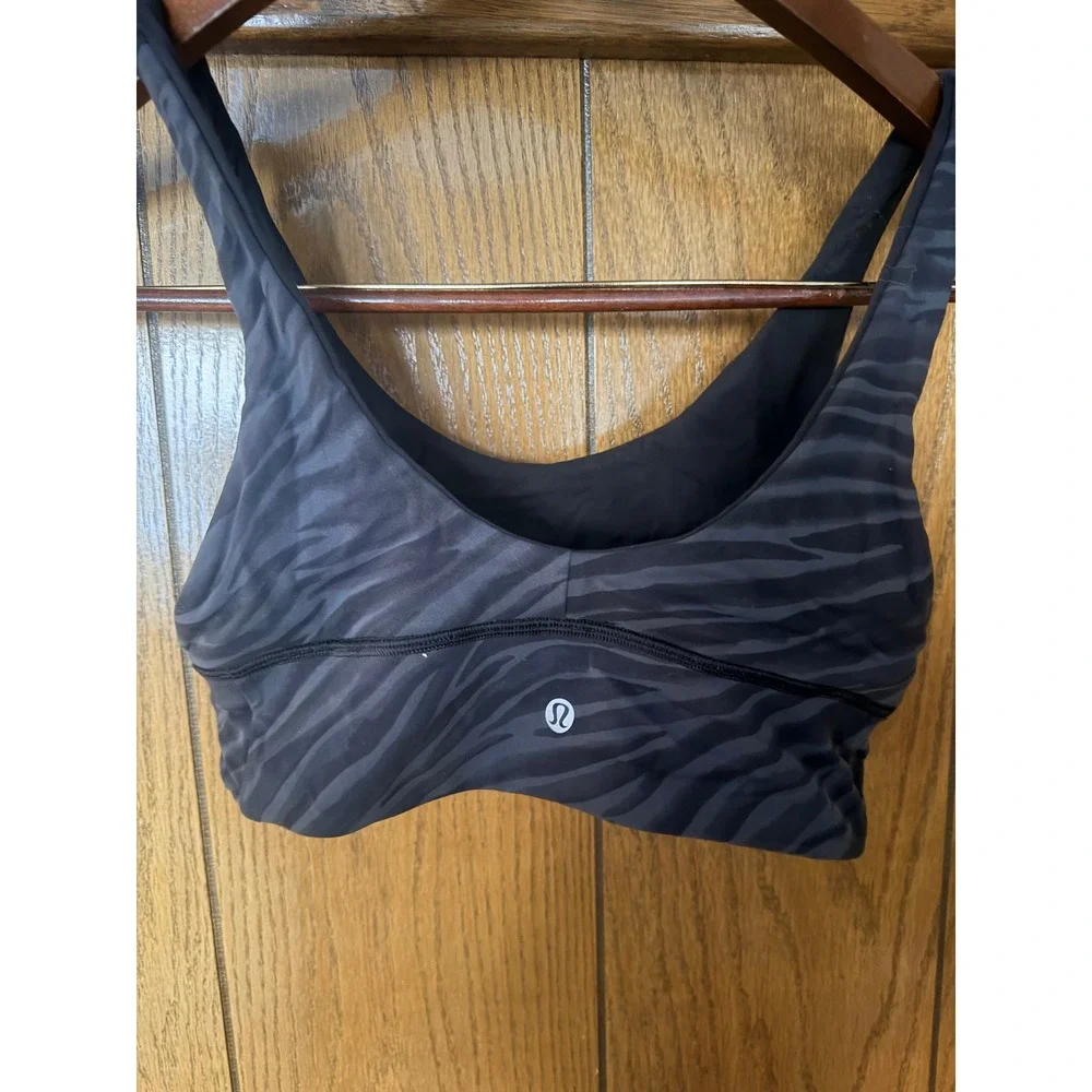 Lululemon Zebra Print Racerback Sports Bra Black Grey Medium Impact Yoga Gym
